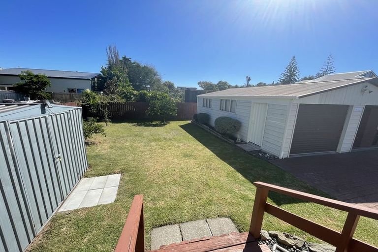 Photo of property in 160 Karewa Parade, Papamoa Beach, Papamoa, 3118