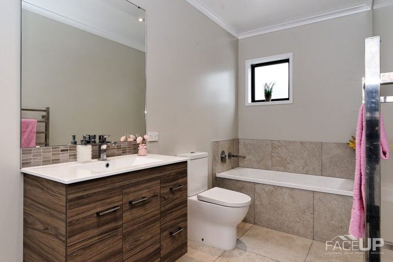 Photo of property in 151 Hobsonville Point Road, Hobsonville, Auckland, 0616