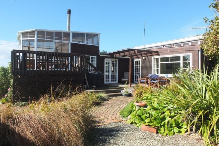 Photo of property in 6 Ipswich Street, Hampden, 9410