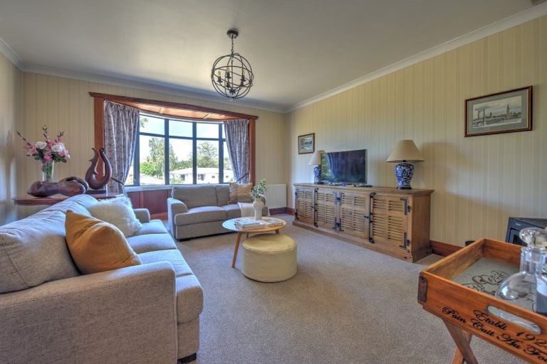 Photo of property in 6 Charlton Road, Gore, 9710