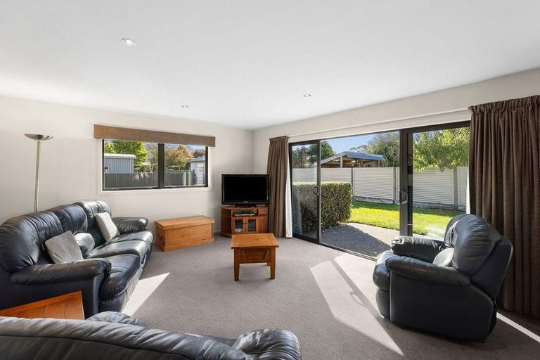 Photo of property in 1 Coromandel Street, Wanaka, 9305