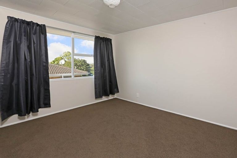 Photo of property in 4177 Great North Road, Glen Eden, Auckland, 0602