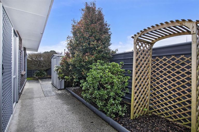 Photo of property in 12a Simons Street, Kensington, Whangarei, 0112