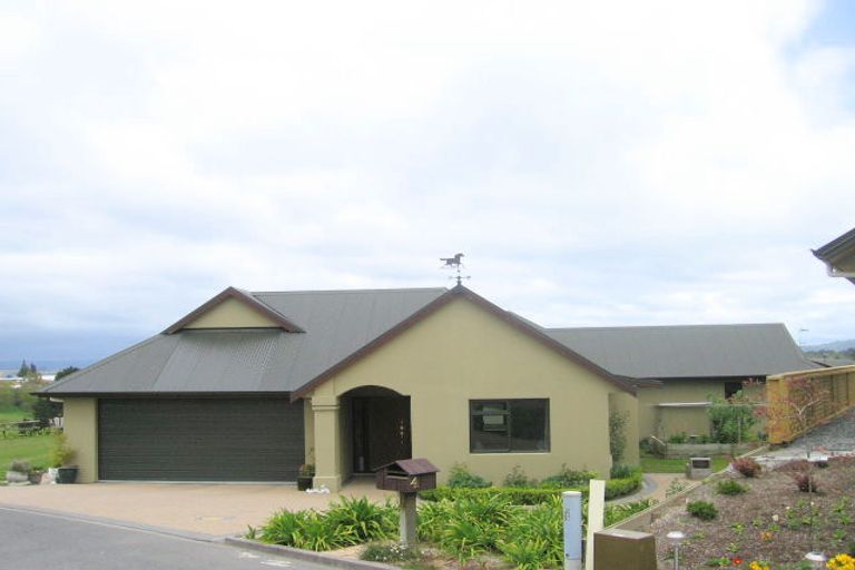 Photo of property in 4 Kips Way, Rangatira Park, Taupo, 3330