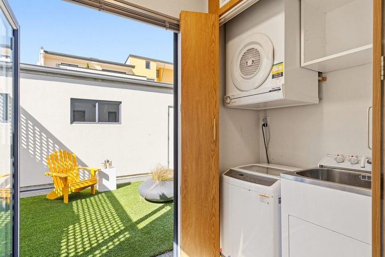 Photo of property in 2d Hatton Street, Karori, Wellington, 6012