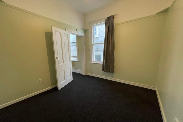 Photo of property in 167 Tasman Street, Mount Cook, Wellington, 6021