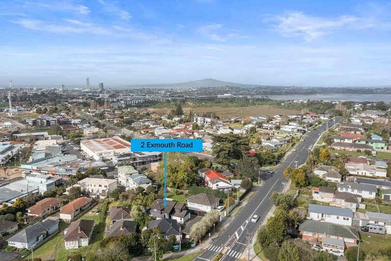 Photo of property in 2 Exmouth Road, Northcote, Auckland, 0627