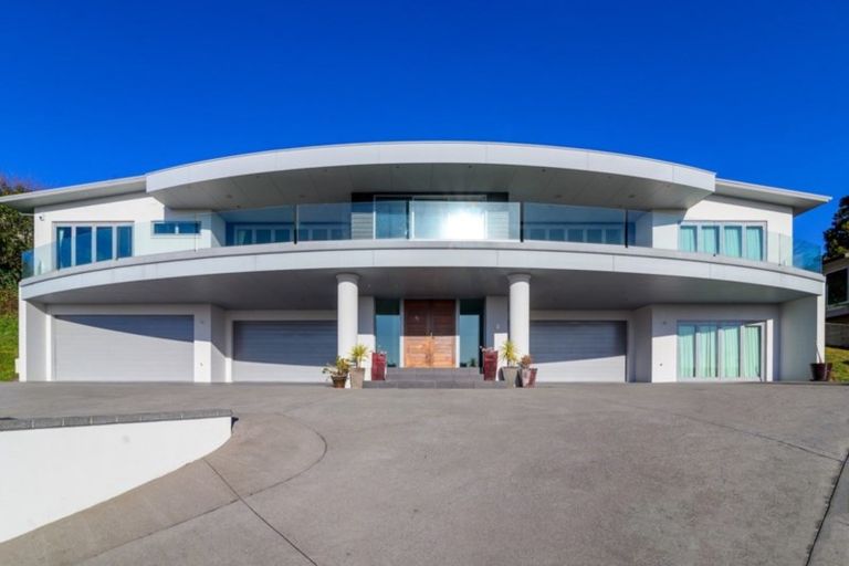 Photo of property in 12 Linden Place, Matipo Heights, Rotorua, 3015