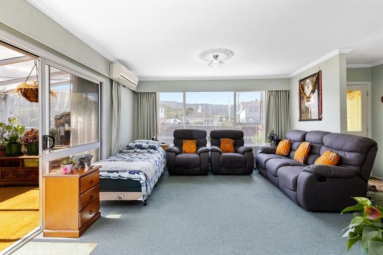 Photo of property in 1035b High Street, Avalon, Lower Hutt, 5011