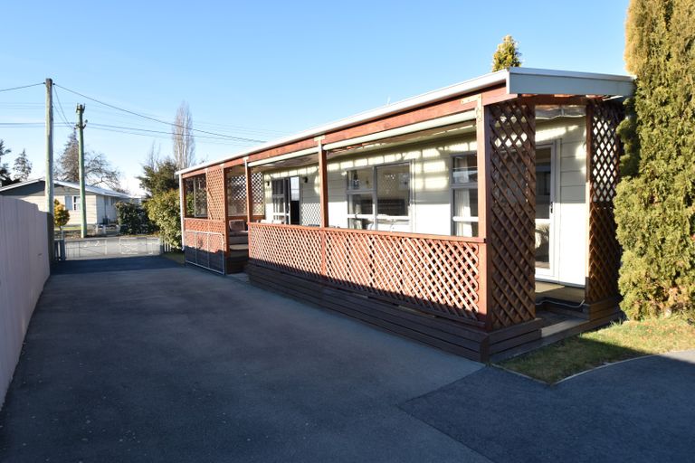 Photo of property in 8 Jollie Road, Twizel, 7901