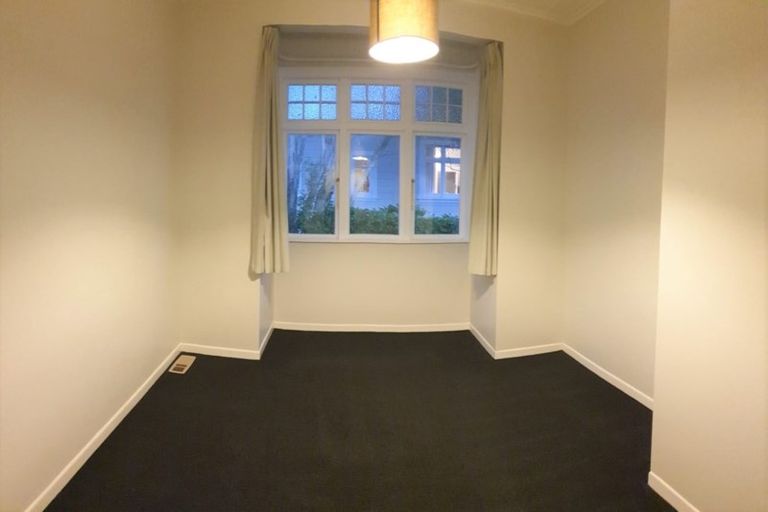 Photo of property in 41 Charlotte Avenue, Brooklyn, Wellington, 6021