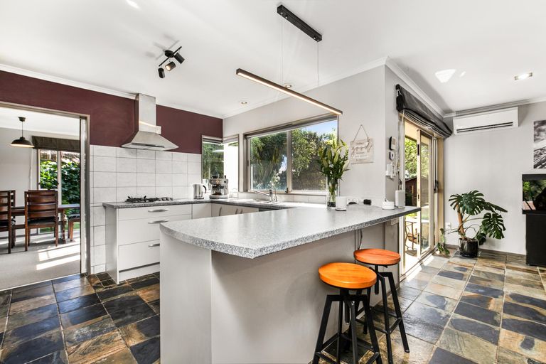 Photo of property in 61 Carnoustie Drive, Wattle Downs, Auckland, 2103