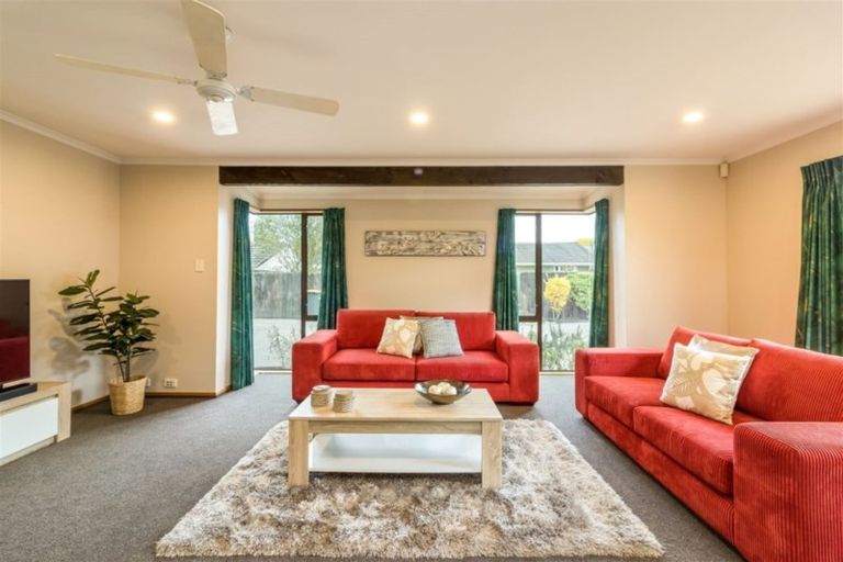 Photo of property in 2/15a Lothian Street, Ilam, Christchurch, 8041