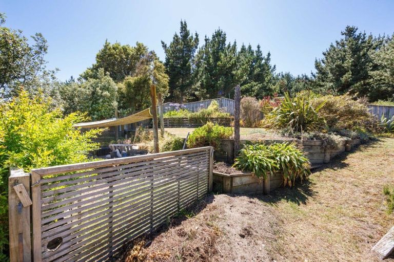 Photo of property in 11-13 Ferry Street, Foxton Beach, Foxton, 4815