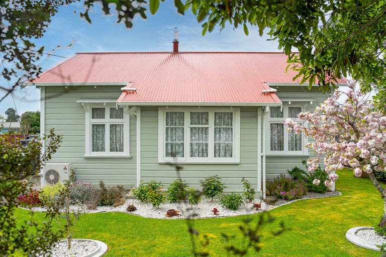 Photo of property in 43 South Road, Kuripuni, Masterton, 5810