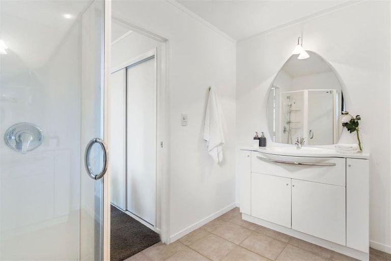 Photo of property in 1/9 Marigold Place, Mairangi Bay, Auckland, 0630