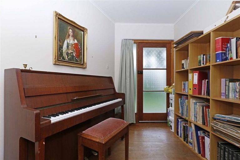 Photo of property in 8 Liston Crescent, Hillcrest, Hamilton, 3216