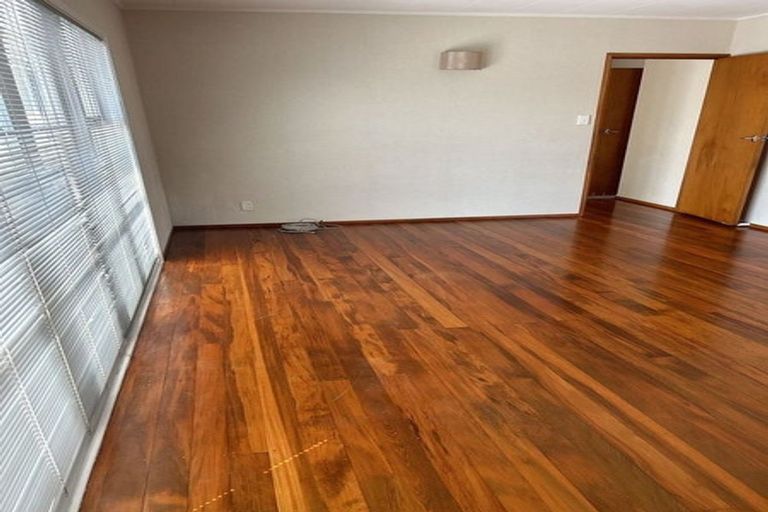 Photo of property in 20 Edgar Pearce Place, Howick, Auckland, 2014