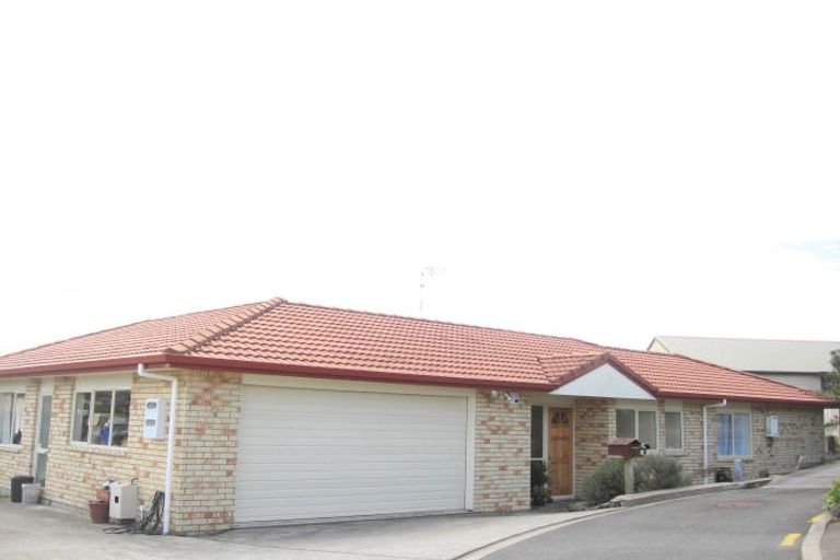 Photo of property in 36 Pointon Glade, Grandview Heights, Hamilton, 3200