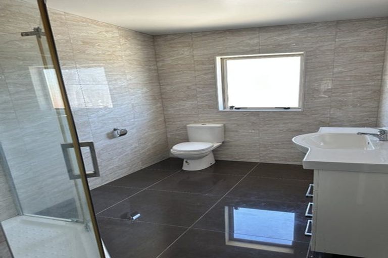 Photo of property in 73a Robert Skelton Place, Clendon Park, Auckland, 2103