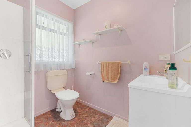 Photo of property in 45d Brandon Street, Featherston, 5710