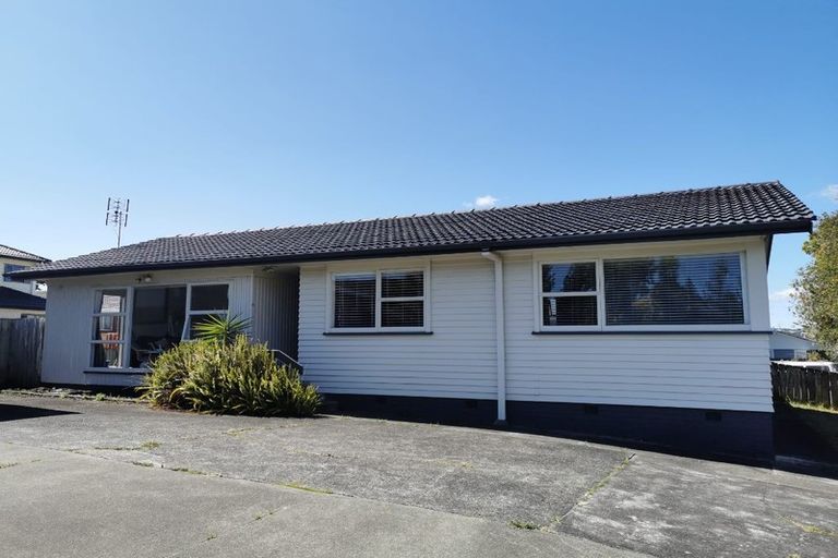 Photo of property in 5 Okataina Street, Pakuranga Heights, Auckland, 2010