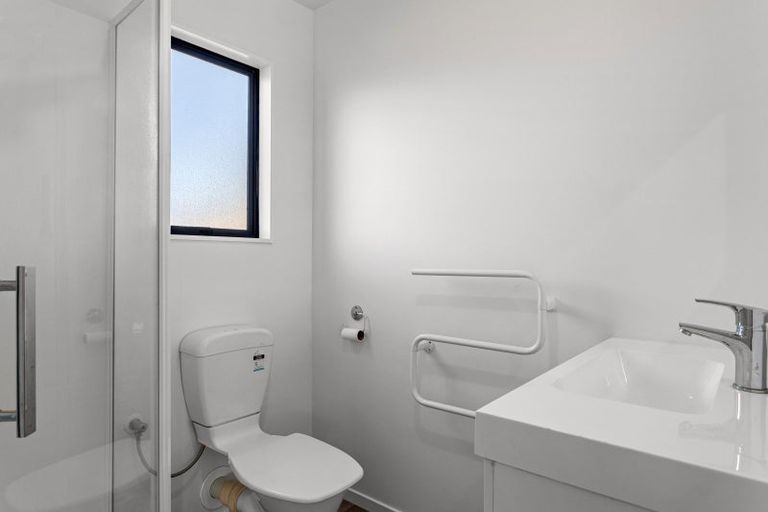 Photo of property in 63a Church Street, Oxford, 7430