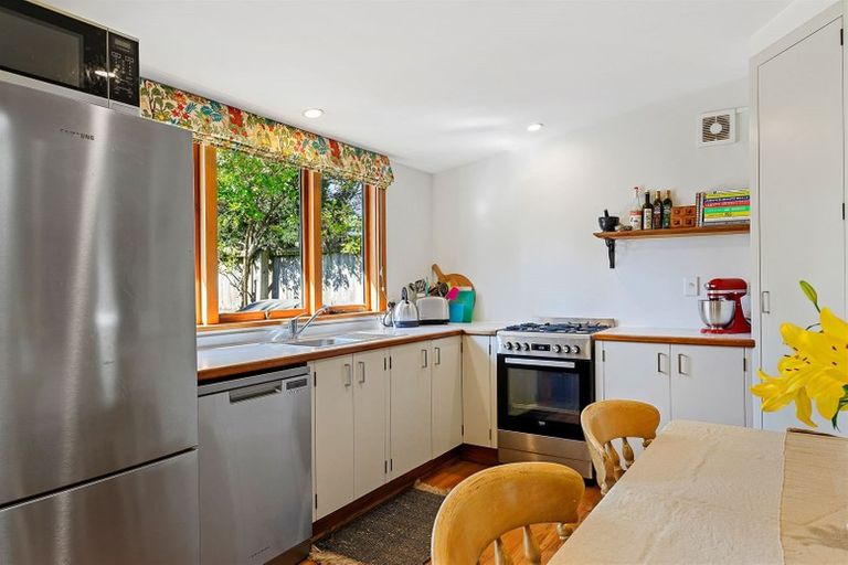 Photo of property in 8 Vienna Street, Waltham, Christchurch, 8023