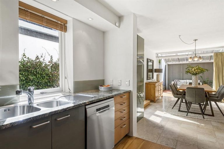 Photo of property in 13/212 Hurstmere Road, Takapuna, Auckland, 0622