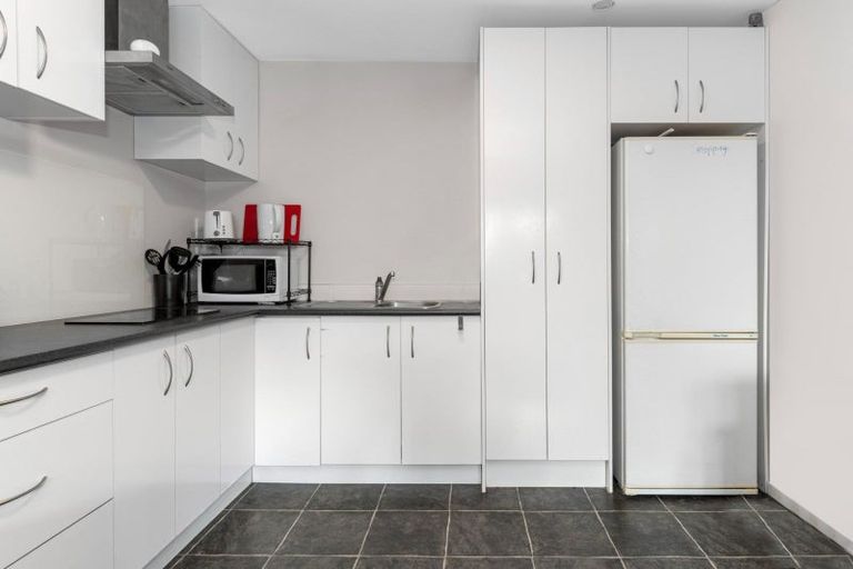 Photo of property in 18 James Cook Drive, Welcome Bay, Tauranga, 3112