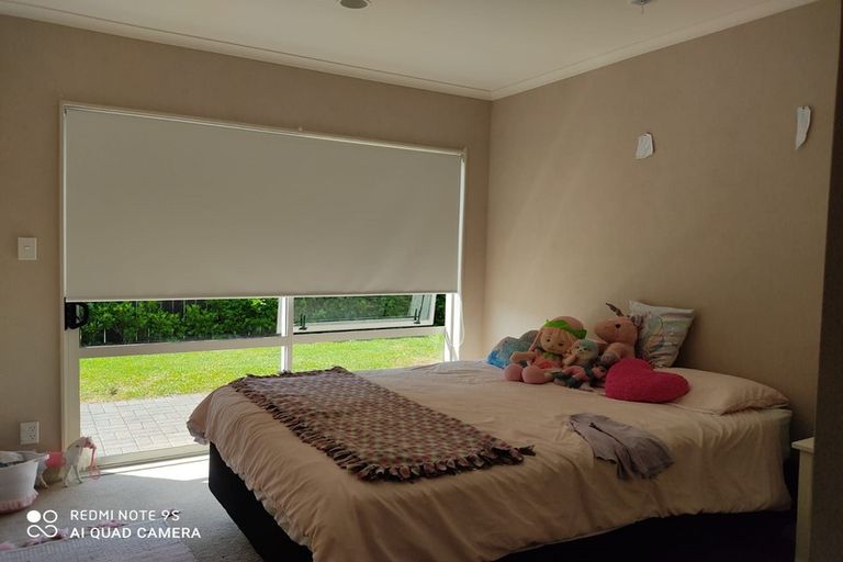 Photo of property in 35 Stranraer Crescent, Wattle Downs, Auckland, 2103