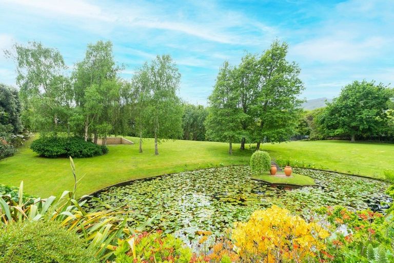 Photo of property in 50a Manu Grove, Waikanae, 5036