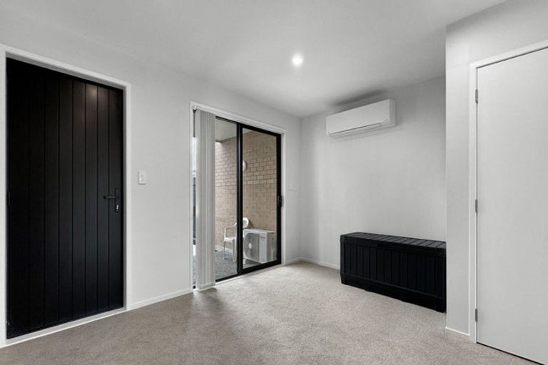 Photo of property in 5 Tima Lane, Mangere Bridge, Auckland, 2022