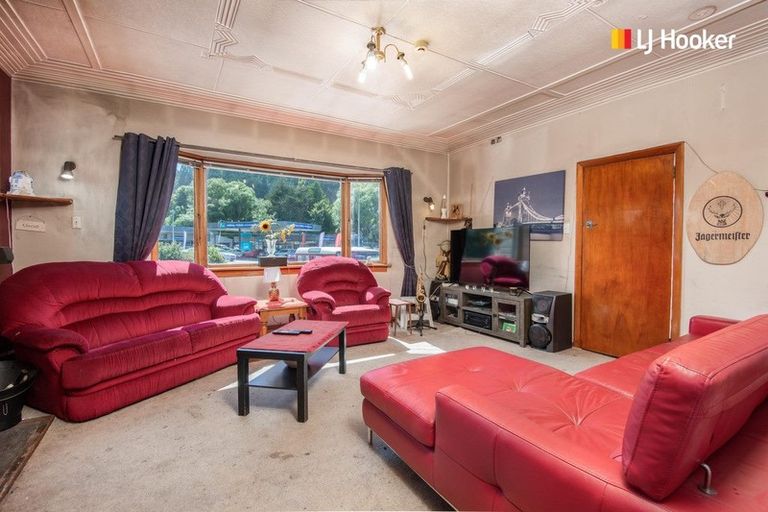 Photo of property in 1 Manchester Street, Bradford, Dunedin, 9011