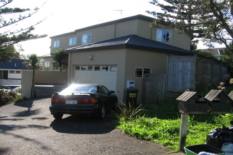 Photo of property in 17 Pine Terrace, Howick, Auckland, 2014