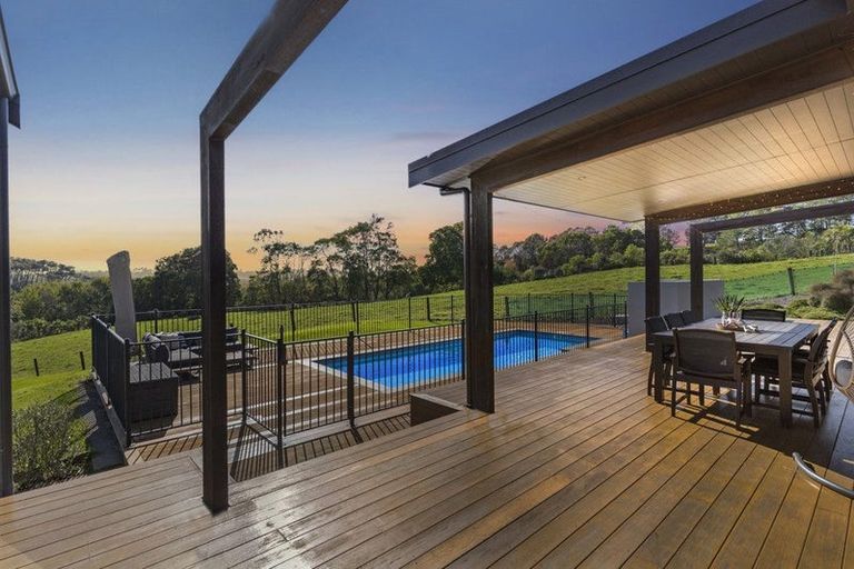 Photo of property in 142 Hauora Lane, Waitoki, Kaukapakapa, 0871