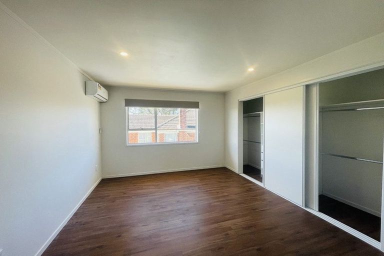 Photo of property in 1/54 Lynwood Road, New Lynn, Auckland, 0600