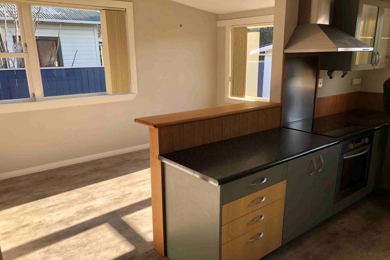 Photo of property in 13 Montague Street, Alicetown, Lower Hutt, 5010