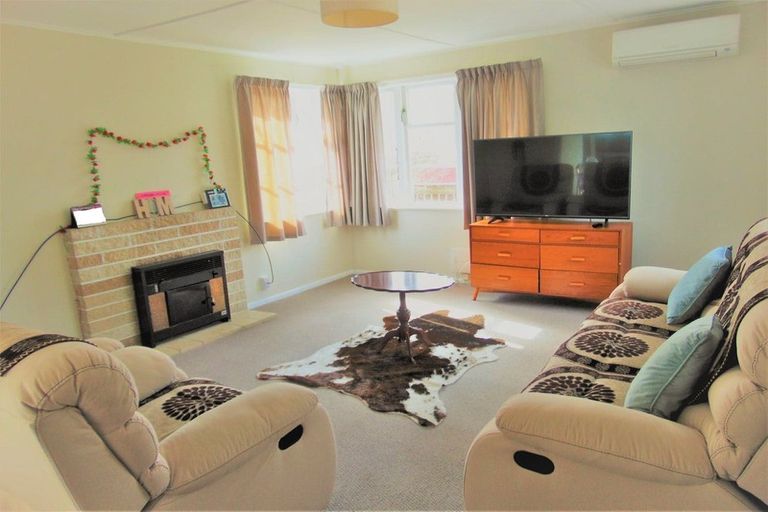 Photo of property in 30 Peck Street, Taita, Lower Hutt, 5011