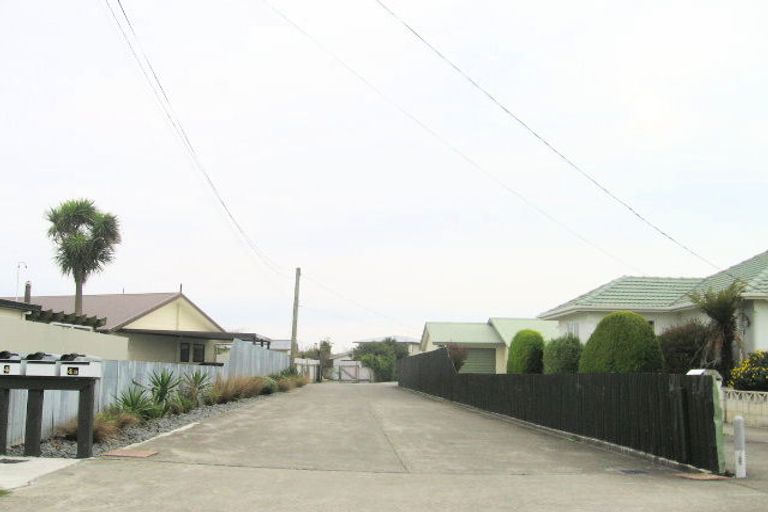 Photo of property in 4 Howard Road, Taradale, Napier, 4112