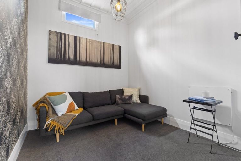 Photo of property in 932 Heaphy Terrace, Fairfield, Hamilton, 3214