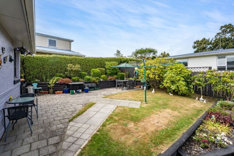 Photo of property in 16 Tomkins Street, Green Island, Dunedin, 9018