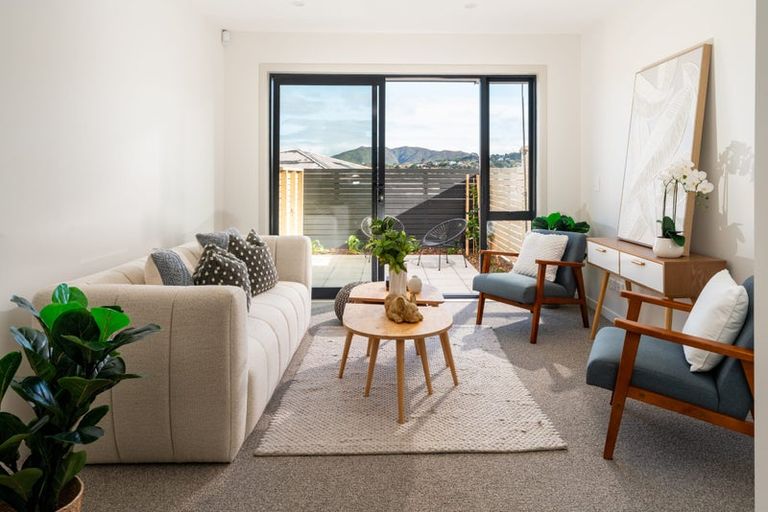 Photo of property in 32 Kaihuia Street, Northland, Wellington, 6012