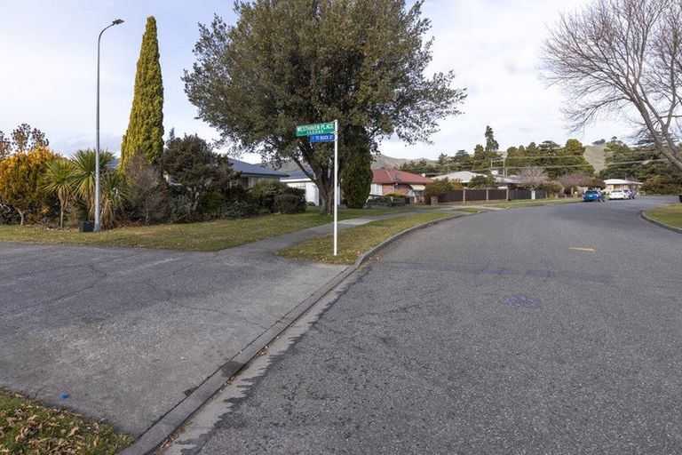 Photo of property in 16 Westhaven Place, Redwoodtown, Blenheim, 7201