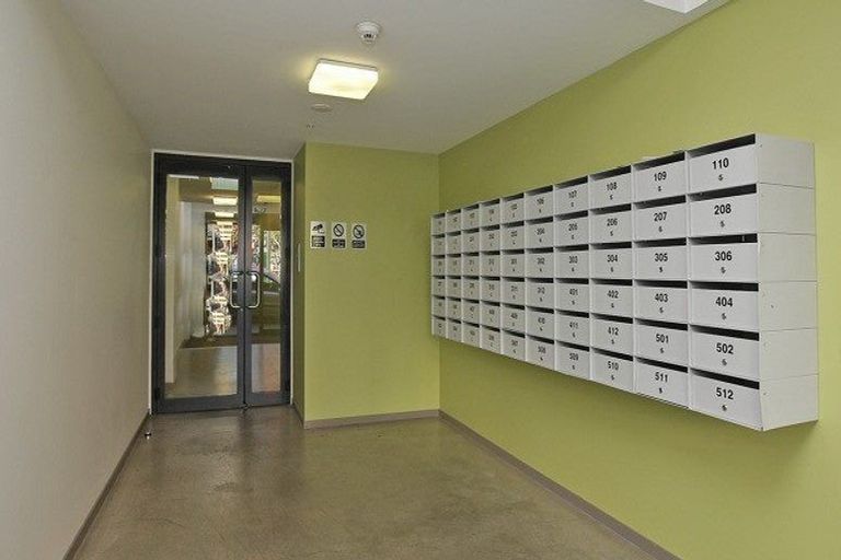 Photo of property in Dual Apartments, 108/142 Vivian Street, Te Aro, Wellington, 6011