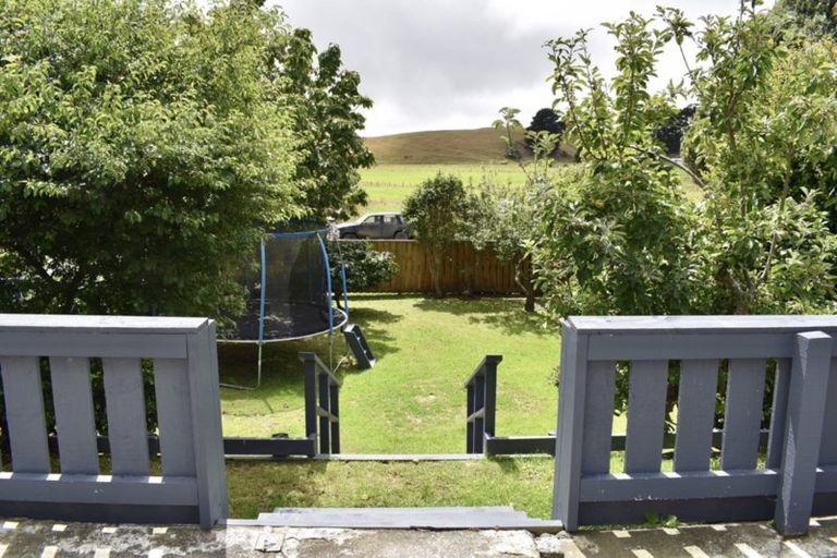 Photo of property in 79 Lupin Road, Otaki, 5512