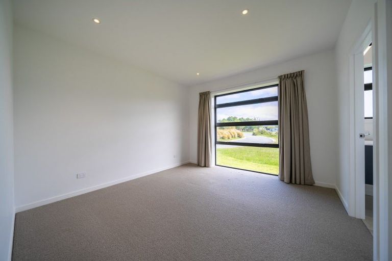 Photo of property in 35 Paton Place, Te Anau, 9600