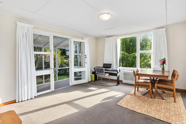 Photo of property in 42 Glenpark Avenue, Mornington, Dunedin, 9011