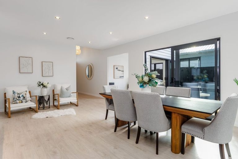 Photo of property in 96 Huanui Drive, Wainui, 0992