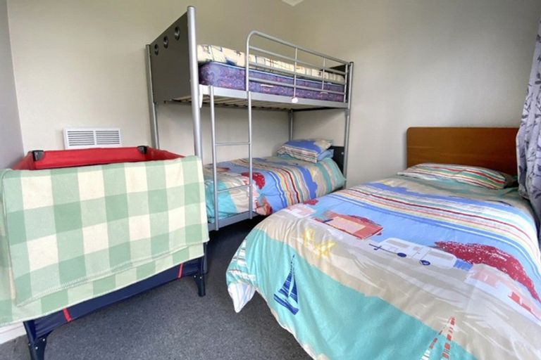 Photo of property in 105 Moa Street, Whangamata, 3620